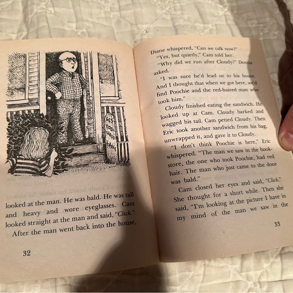 Cam Jansen and the mystery of the television dog - Picture 8 of 10